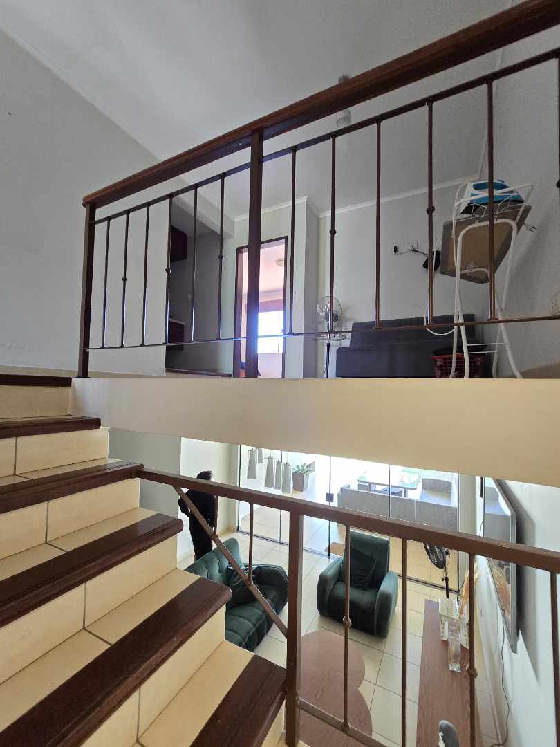 Casa en VentaZONA NORTE Km 8   1 /2 4 dormitorios 4 baños 2 parqueos Foto 16