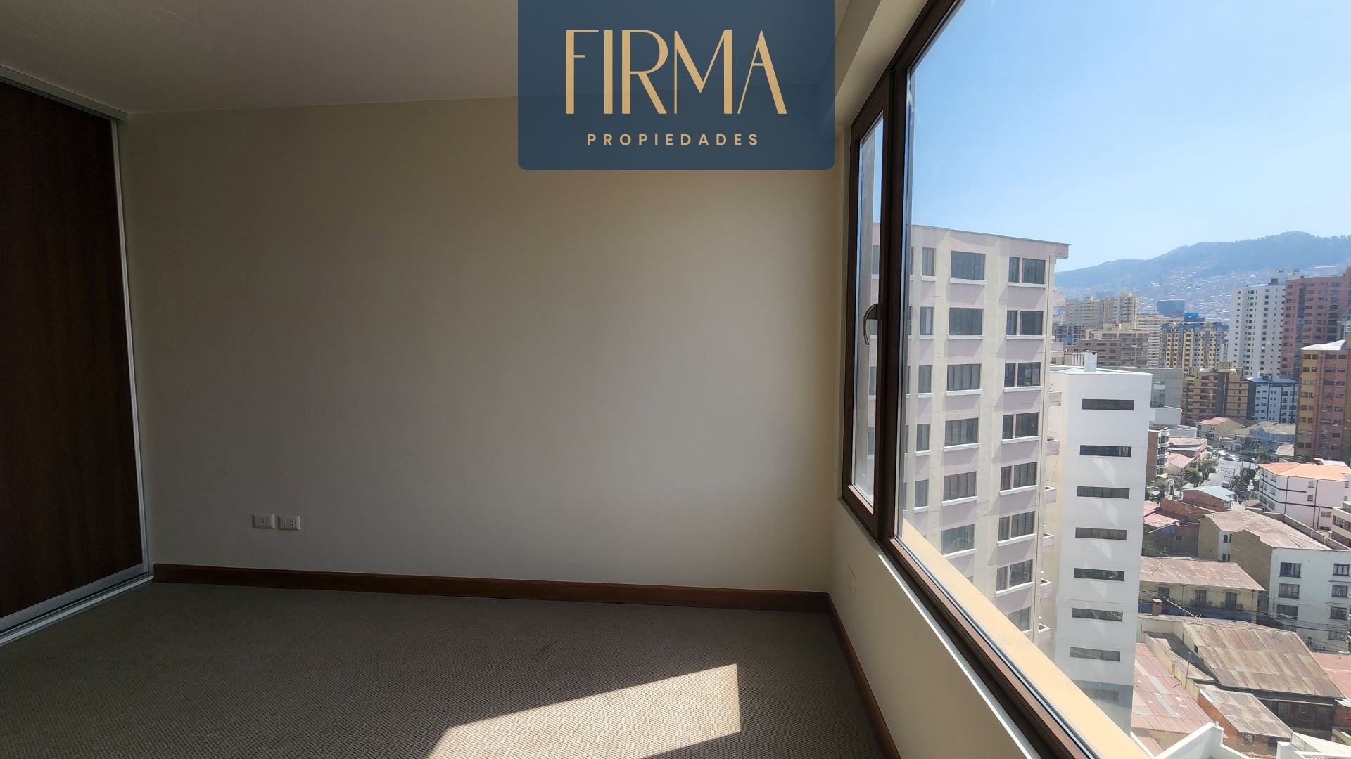 Departamento en VentaPENTHOUSE EN VENTA A ESTRENAR, SOPOCACHI  Foto 9