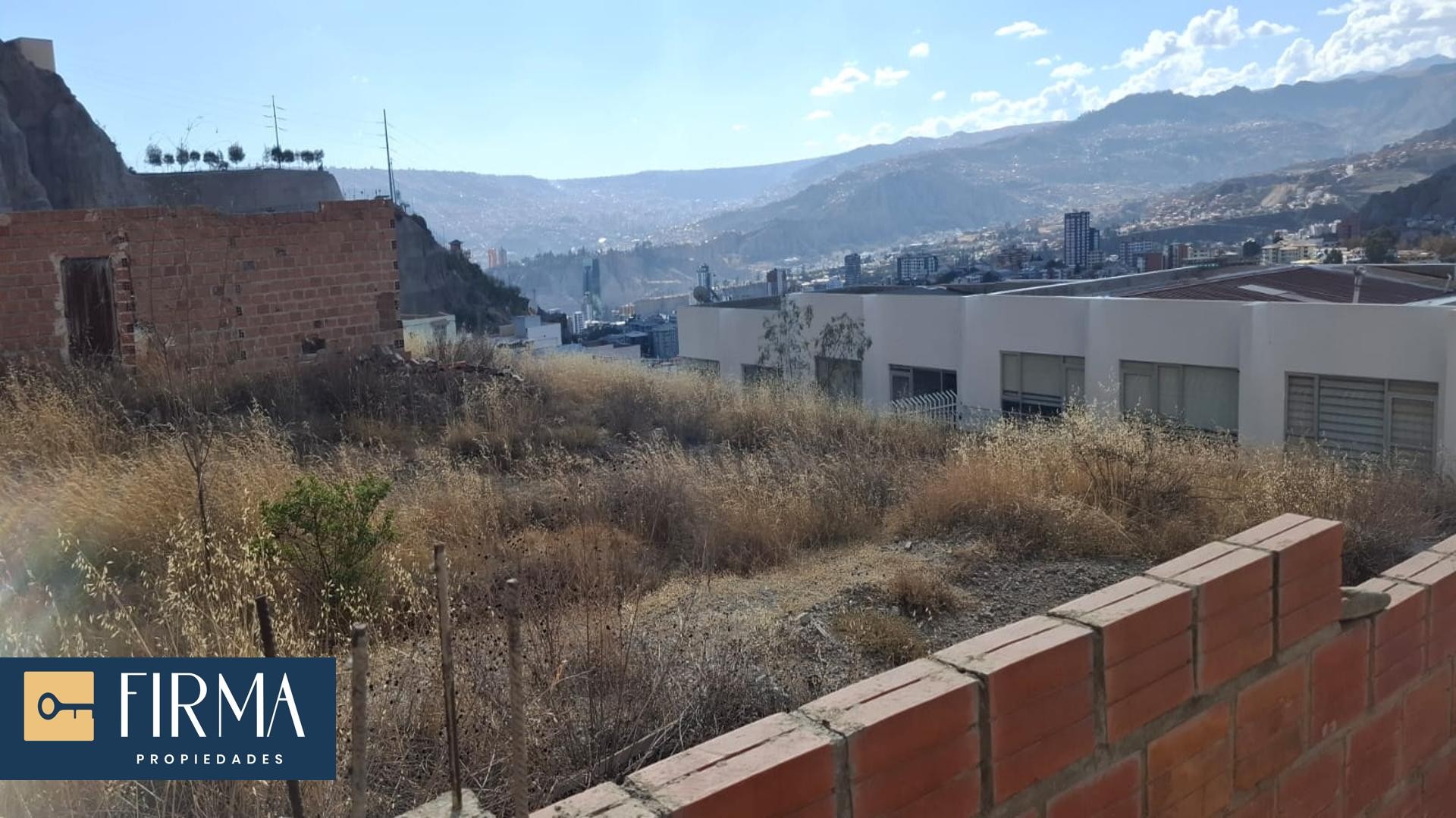 Terreno en Auquisamaña en La Paz    Foto 3