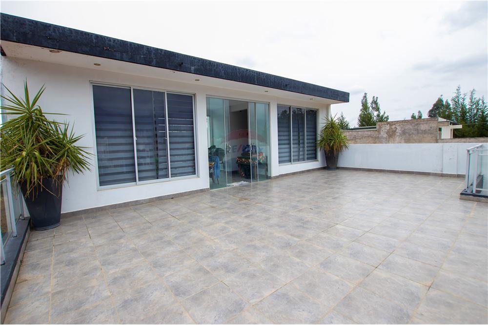 Casa CASA EN VENTA EN CONDOMINIO SAN HUMBERTO TIQUIPAYA Foto 6