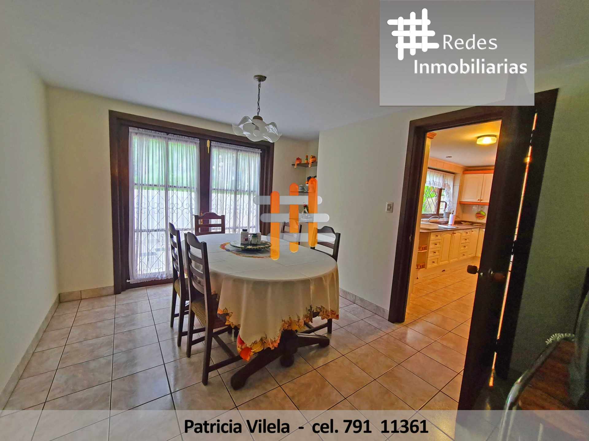 Casa en Achumani en La Paz 4 dormitorios 8 baños 4 parqueos Foto 25