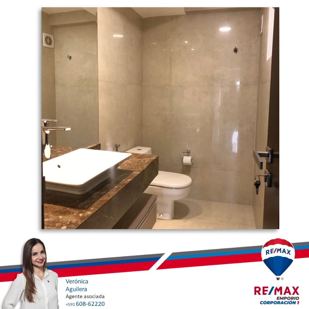 En Alquiler a $us 1,500 Foto 2