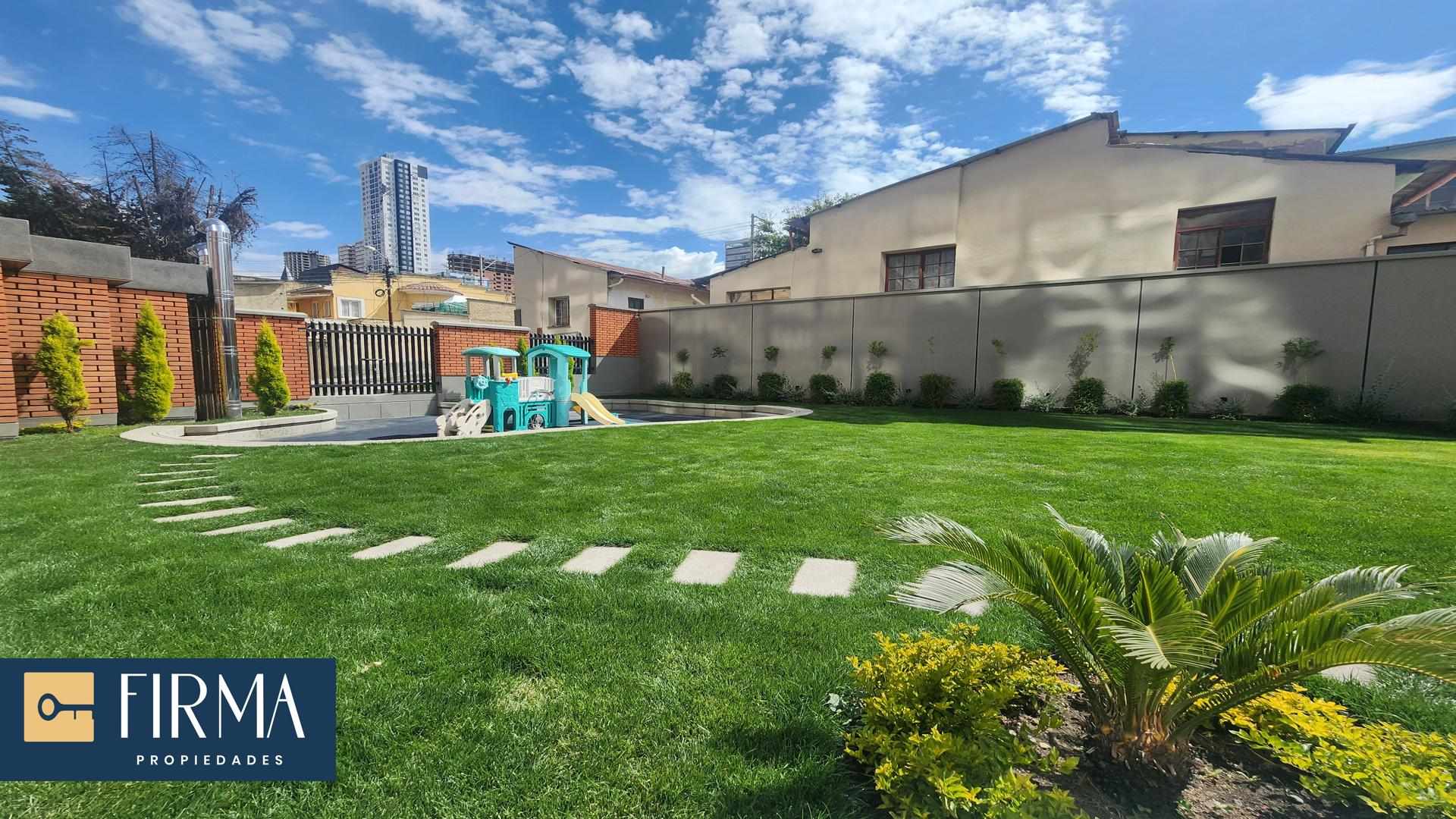 Departamento en VentaDEPARTAMENTO DE LUJO CON BALCONES EN OBRAJES 3 dormitorios 4 baños 1 parqueos Foto 4