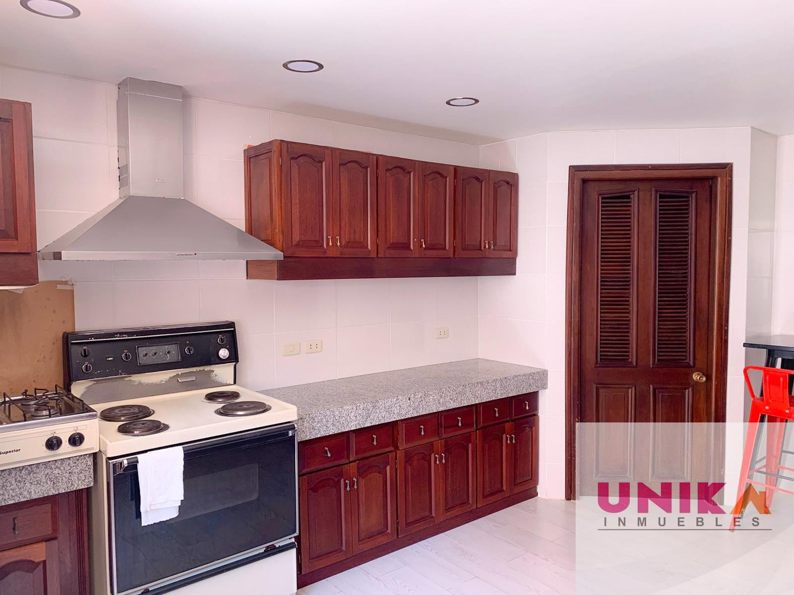 Casa en La Florida en La Paz 3 dormitorios 5 baños 3 parqueos Foto 12