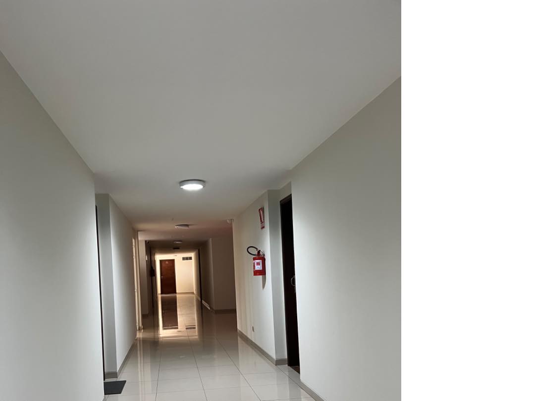 Departamento en Entre 2do y 3er anillo Oeste en Santa Cruz de la Sierra 2 dormitorios 2 baños 1 parqueos Foto 3