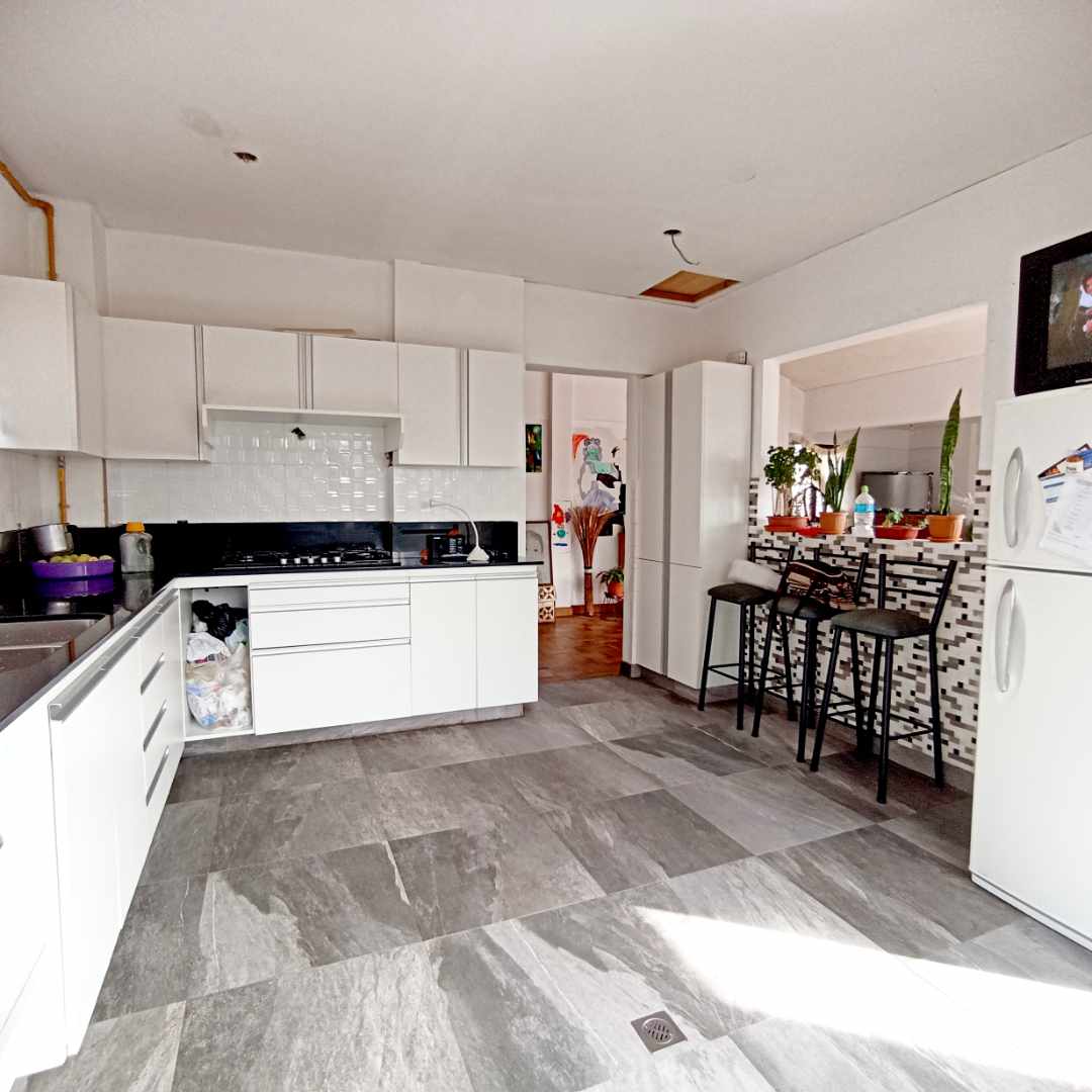 Departamento en AnticréticoLOS PINOS C. 6 BLOQUES  3 dormitorios 2 baños  Foto 11