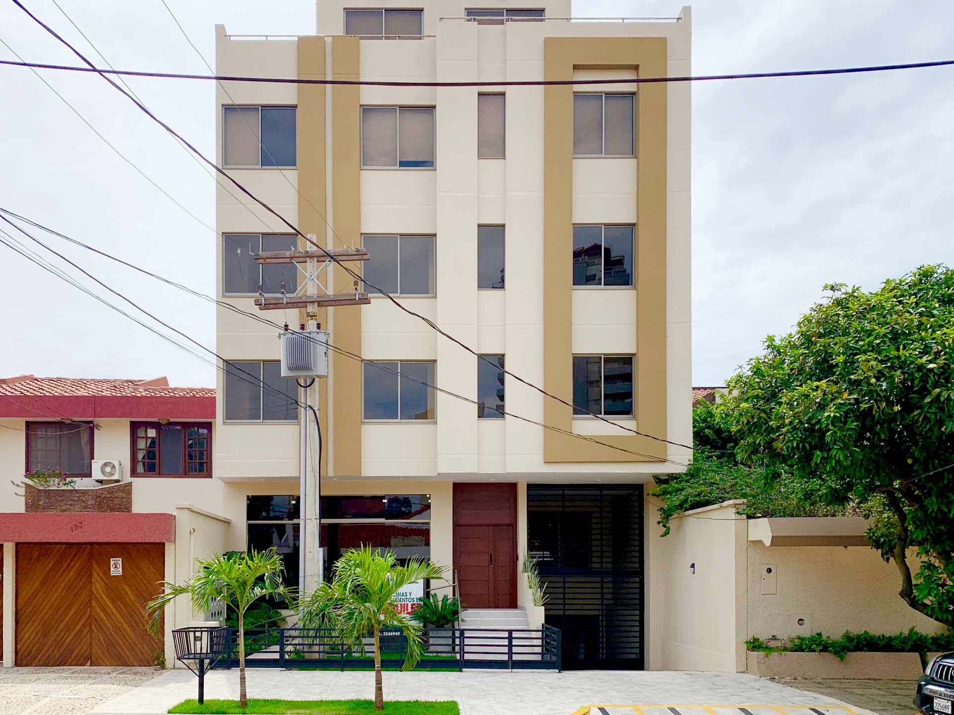 En Alquiler a $us 900 Foto 19