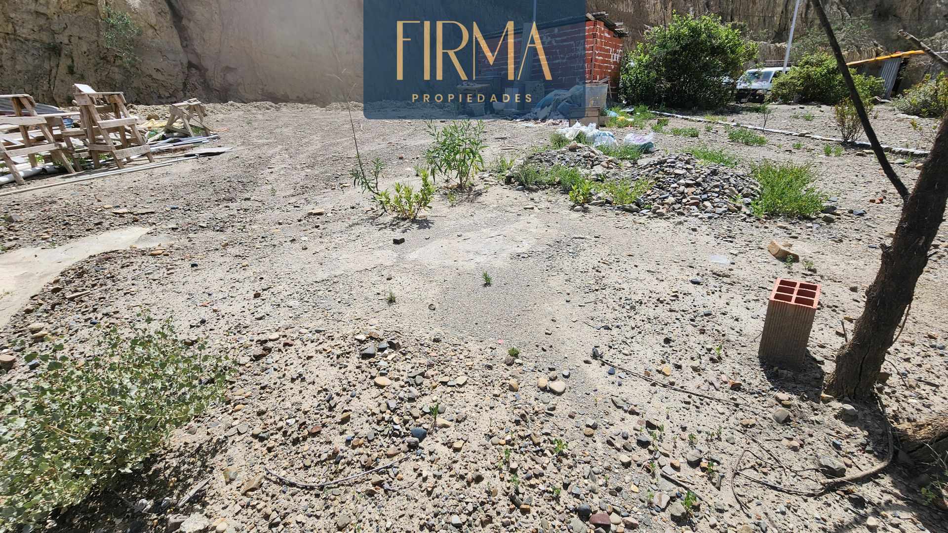 Terreno en VentaTERRENO EN VENTA EN COND. PRIVADO, ACHUMANI    Foto 3