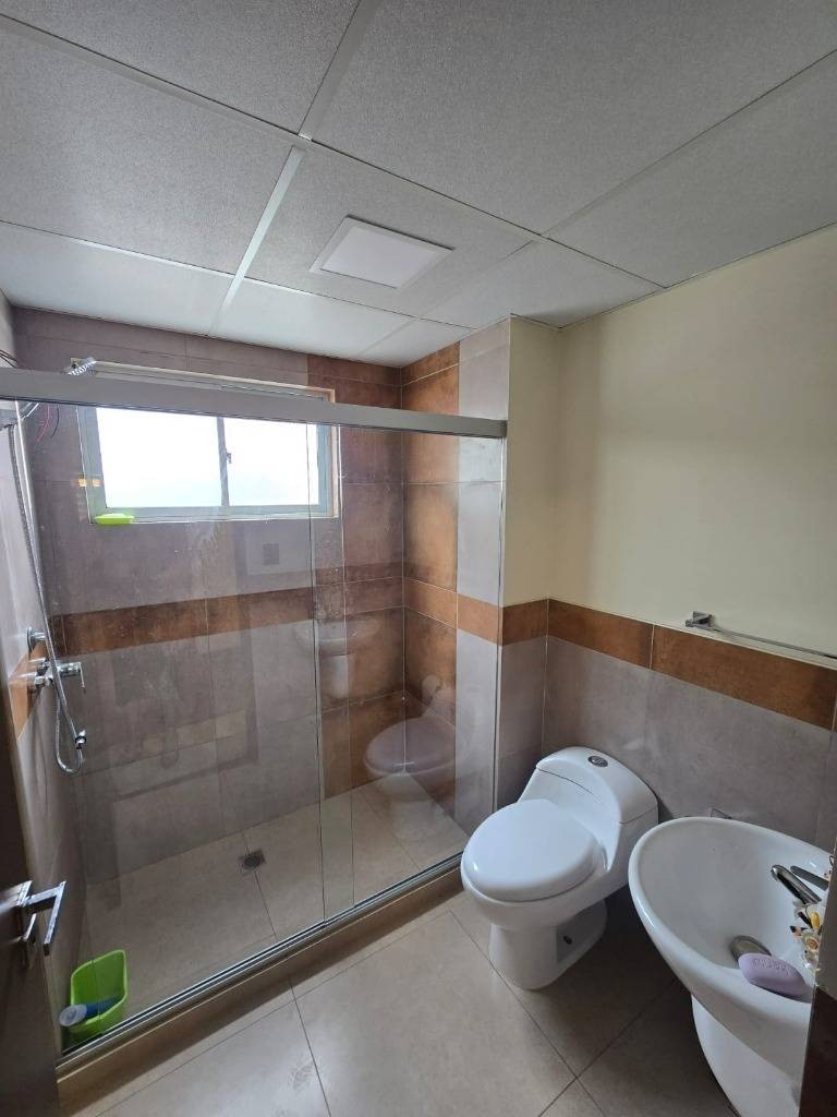 Departamento ACHUMANI, CONDOMINIO LOMAS DEL SOL Foto 8