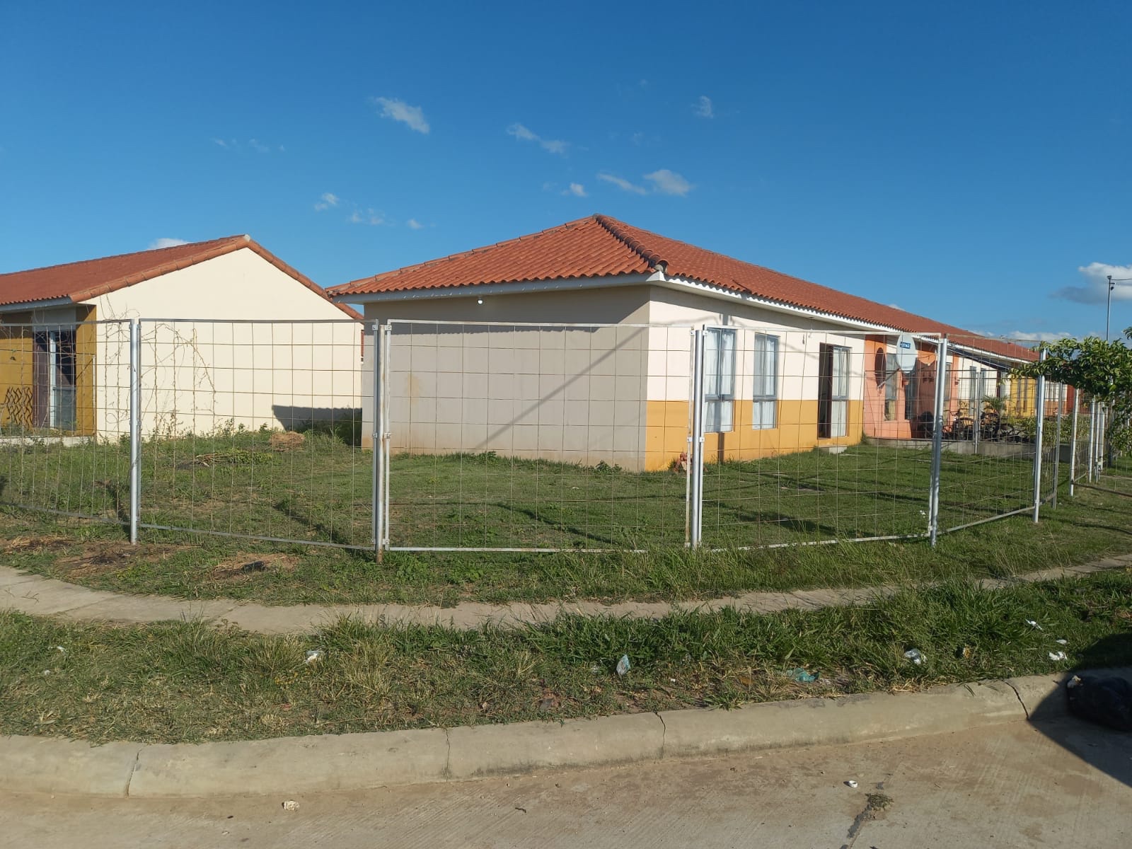 Casa Ciudad nueva Santa Cruz Urb papa  Francisco a 10 min del cambodromo  Foto 1