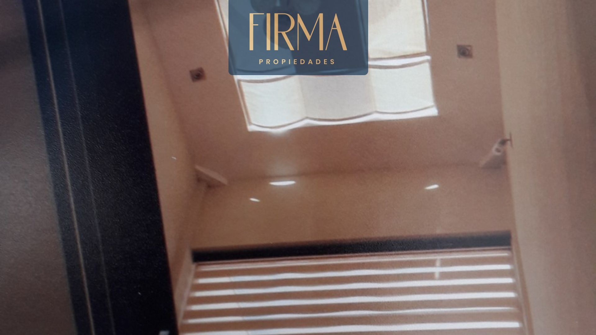 Edificio en Achumani en La Paz 12 dormitorios 9 baños 10 parqueos Foto 14