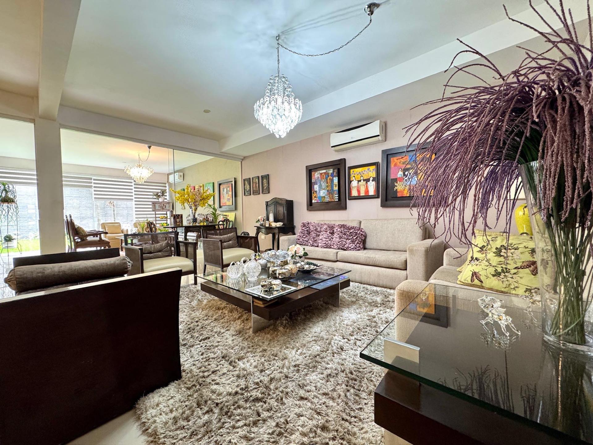 Casa en Entre 4to y 5to anillo Oeste en Santa Cruz de la Sierra 3 dormitorios 4 baños 3 parqueos Foto 7