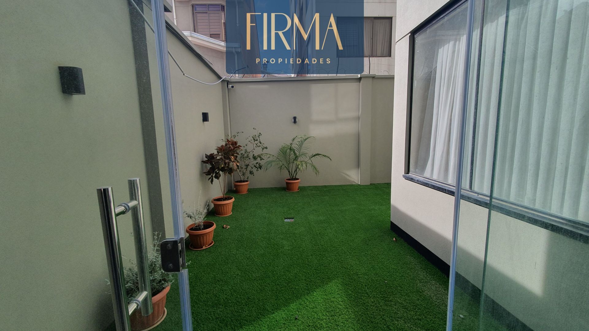 Departamento en VentaACHUMANI INICIO LA SUIZA 1 Foto 2