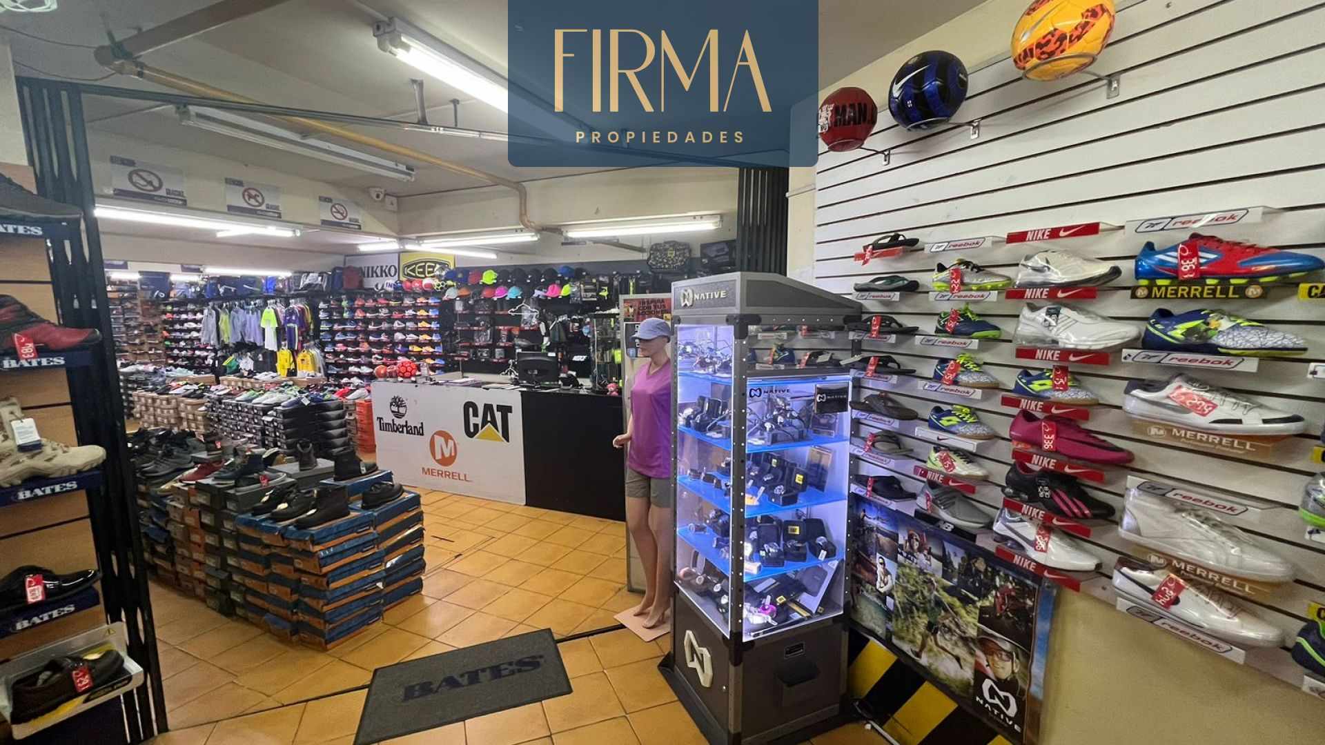 Edificio en VentaEDIFICIO/HOTEL CON LOCALES EN VENTA EN LA AV. ILLAMPU 10 dormitorios 10 baños 4 parqueos Foto 10