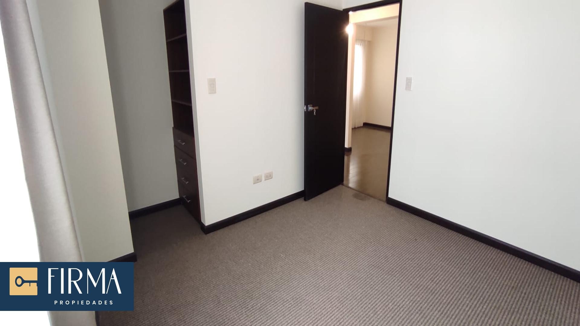 Departamento DEPARTAMENTO EN ALQUILER, ACHUMANI CLAVELES DEL SUR Foto 13