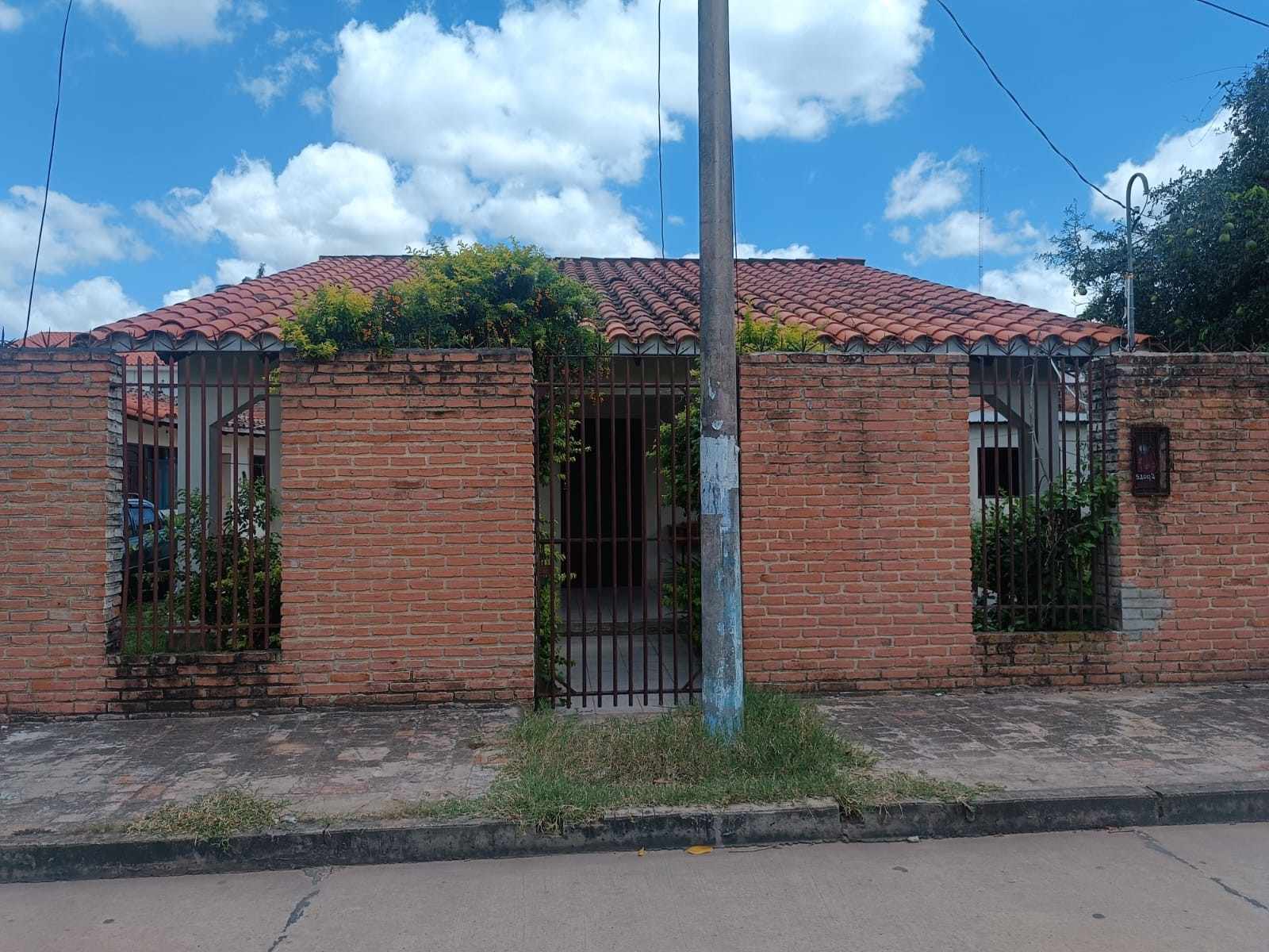 Casa en Cotoca en Cotoca 5 dormitorios 1 baños 3 parqueos Foto 5