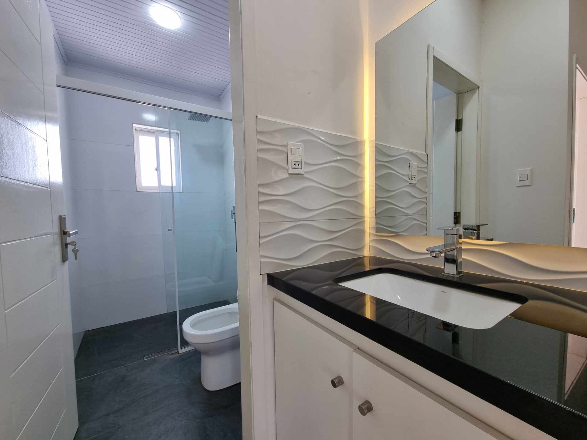 Casa en Entre 7mo y 8vo anillo Norte en Santa Cruz de la Sierra 4 dormitorios 4 baños 2 parqueos Foto 10