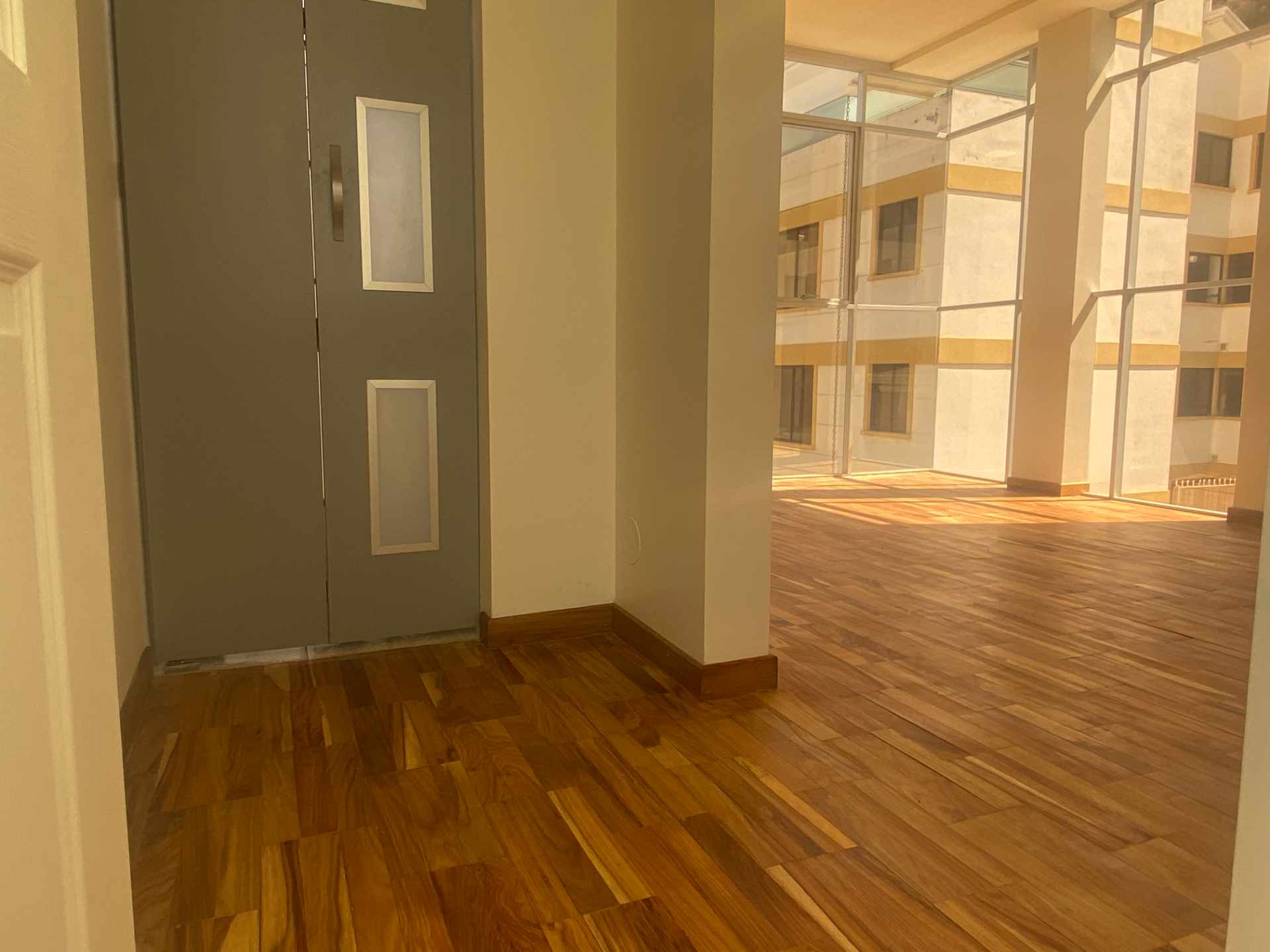 Departamento Av las Violetas #22 Altura calle 31 Foto 14