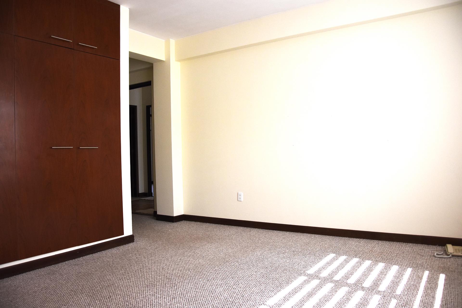 Departamento en VentaIrpavi 2 
Calle Ruiseñor #15 Edificio Claudia Foto 13