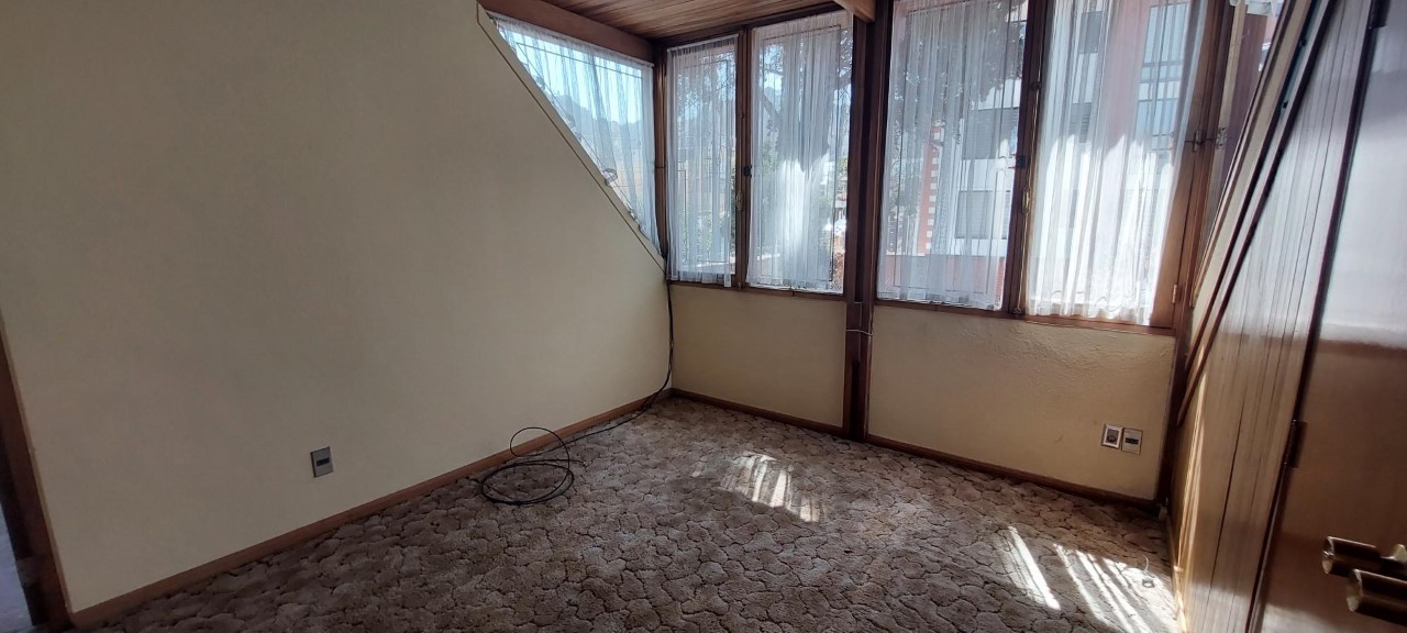 Casa en Irpavi en La Paz 3 dormitorios 3 baños 3 parqueos Foto 6