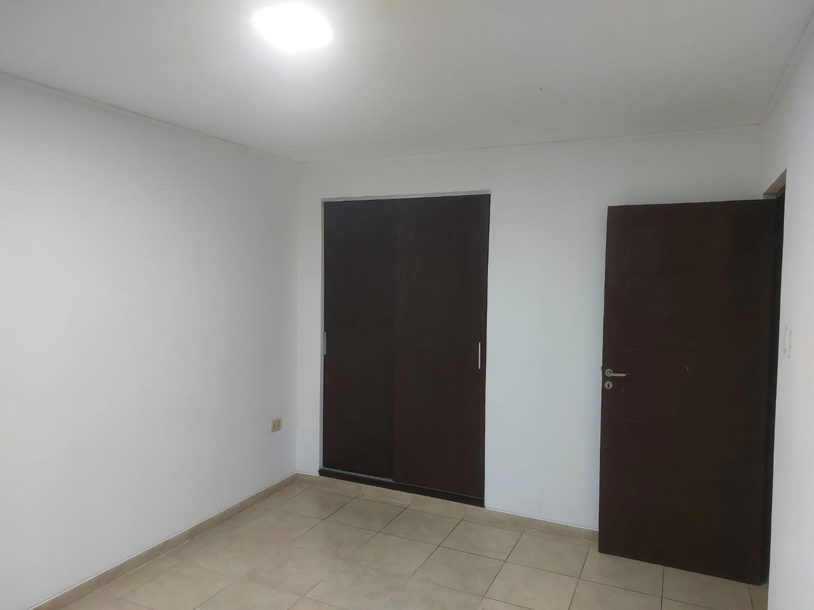 Departamento Condominio San Francisco 2 Doble Vía La Guardia entre 5to y 6to anillo Foto 2