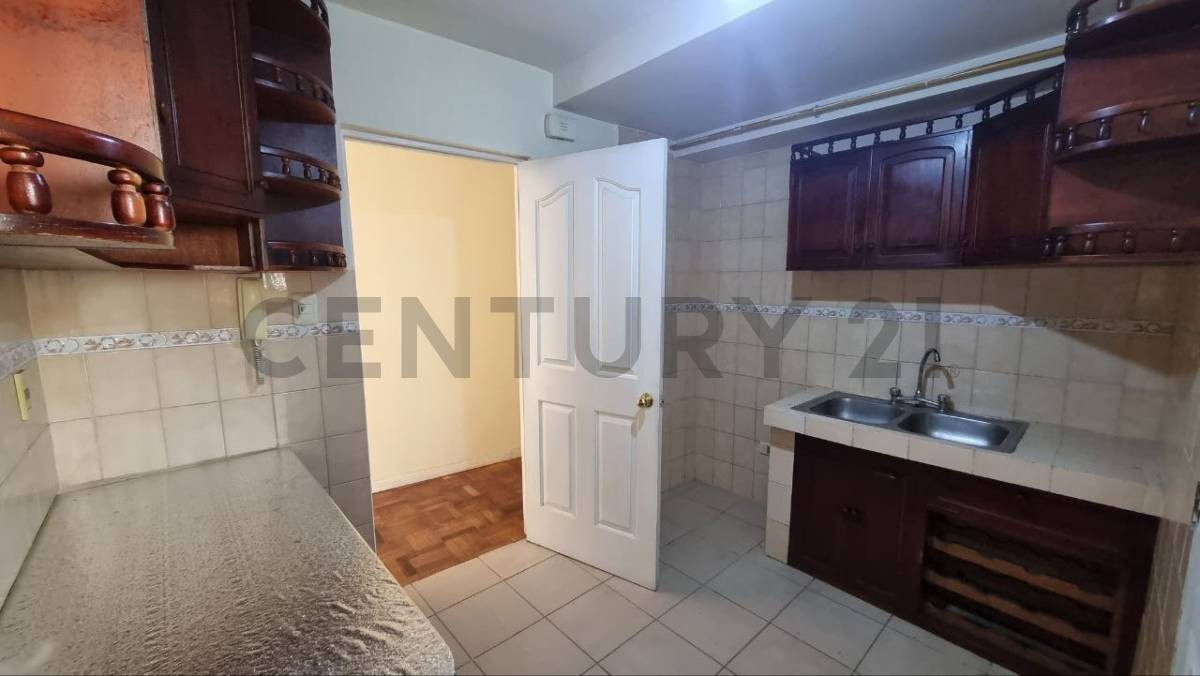 Departamento en Sopocachi en La Paz 2 dormitorios 1 baños 1 parqueos Foto 5