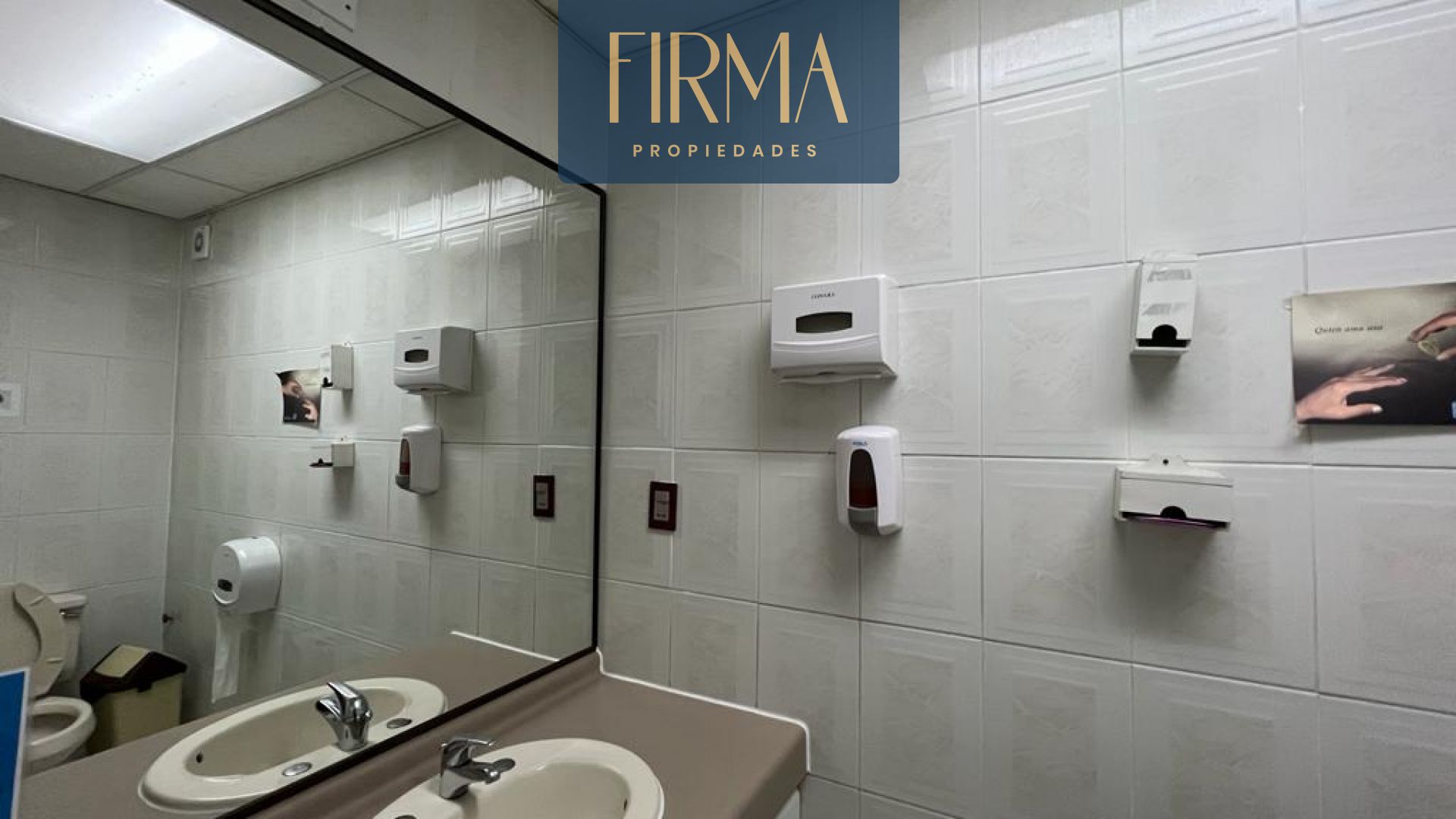 Oficina en AlquilerALQUILA ESTA OFICINA EN CALACOTO  5 baños 1 parqueos Foto 2