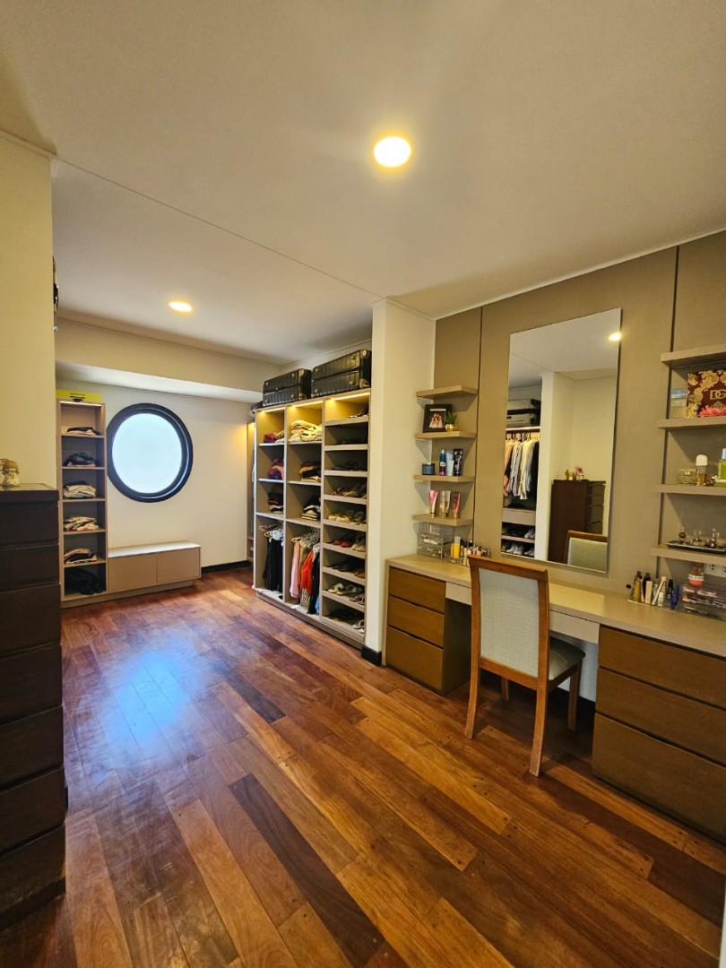 Casa en VentaCondominio La Floresta, Av. Pirai entre 4to y 5to anillo Foto 6