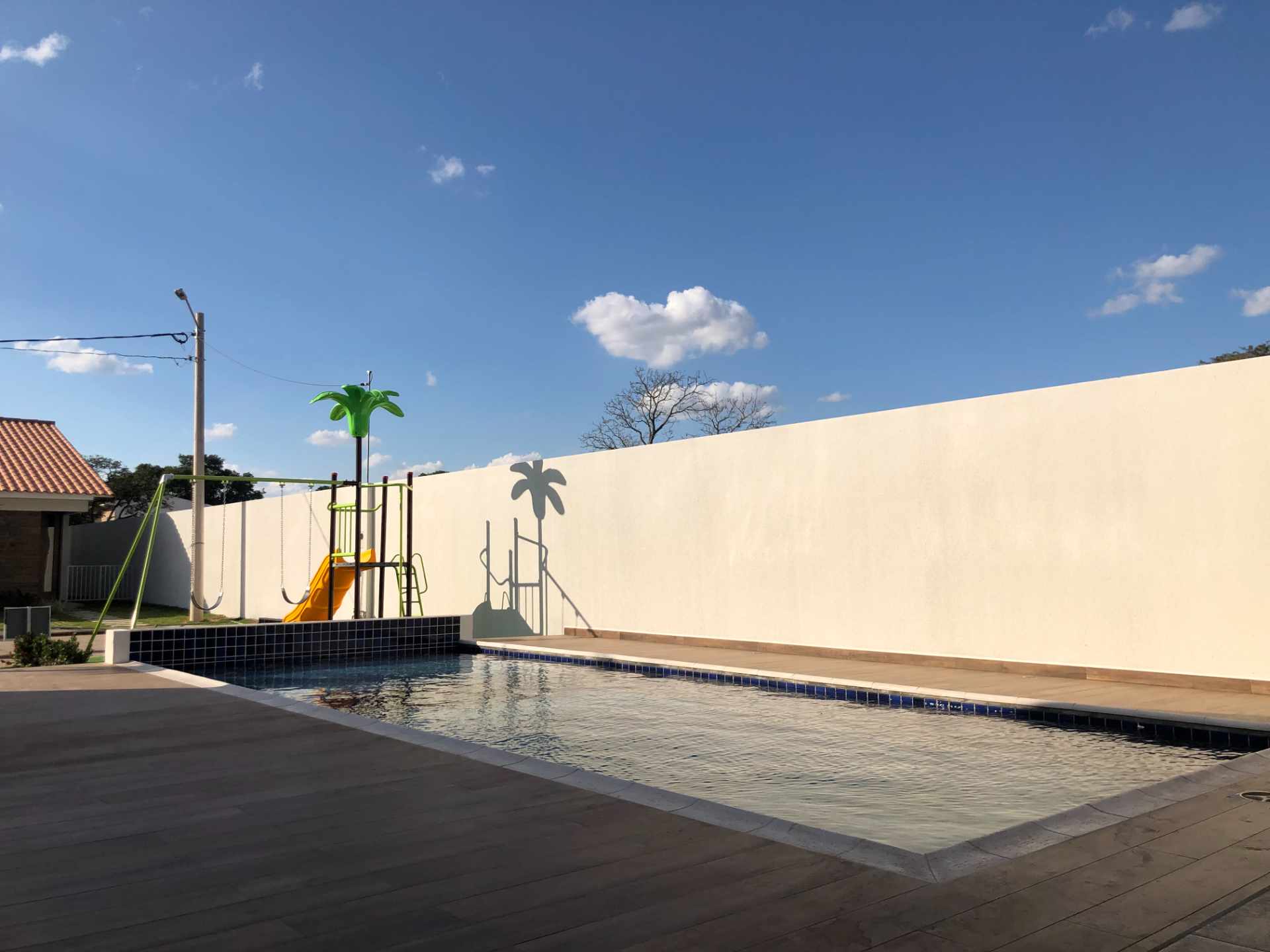 Casa en Entre 8vo y 9no anillo Norte en Santa Cruz de la Sierra 3 dormitorios 3 baños 2 parqueos Foto 4