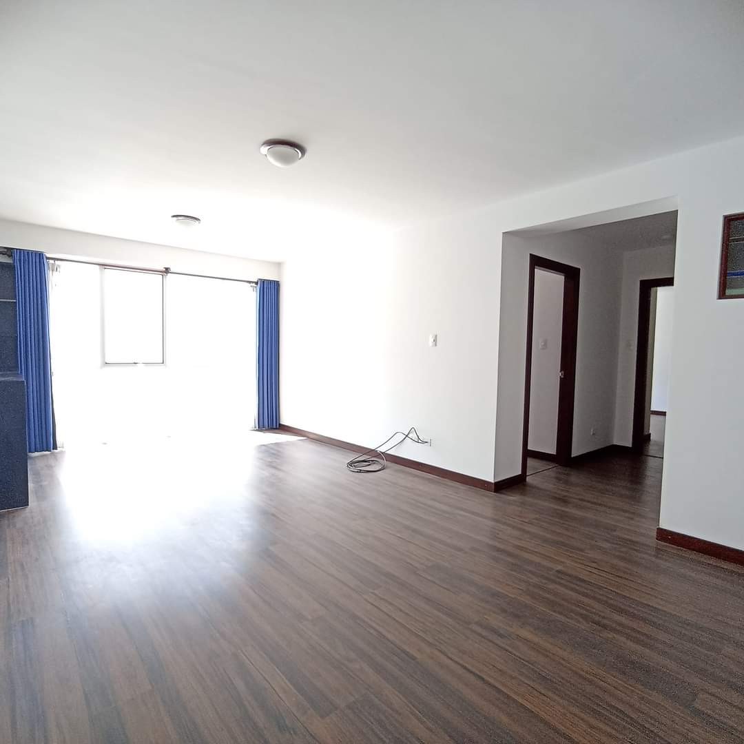 Departamento en Calacoto en La Paz 2 dormitorios 3 baños 1 parqueos Foto 24