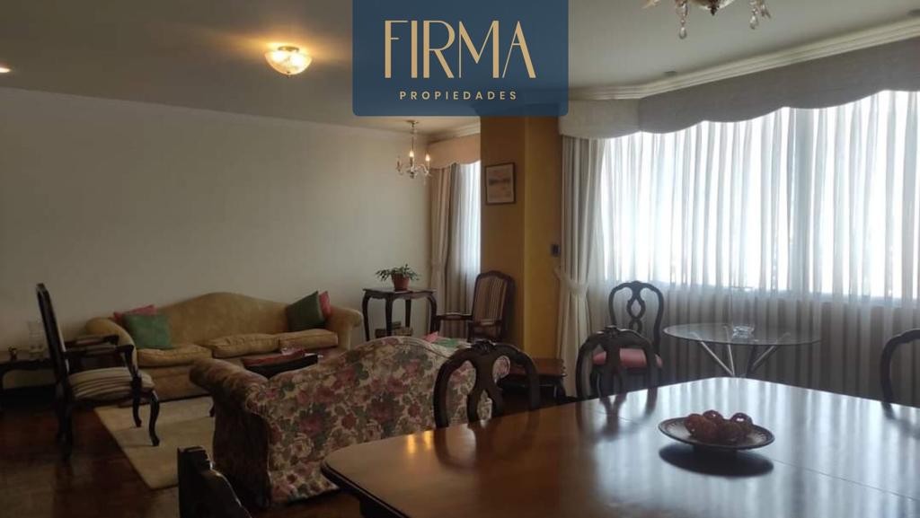 Departamento en VentaAV. BALLIVIAN ENTRE 10 Y 11 DE CALACOTO 3 dormitorios 3 baños 1 parqueos Foto 2