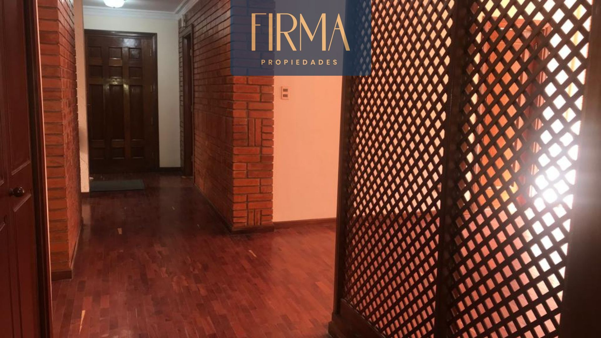 Departamento en Achumani en La Paz 4 dormitorios 4 baños 2 parqueos Foto 5