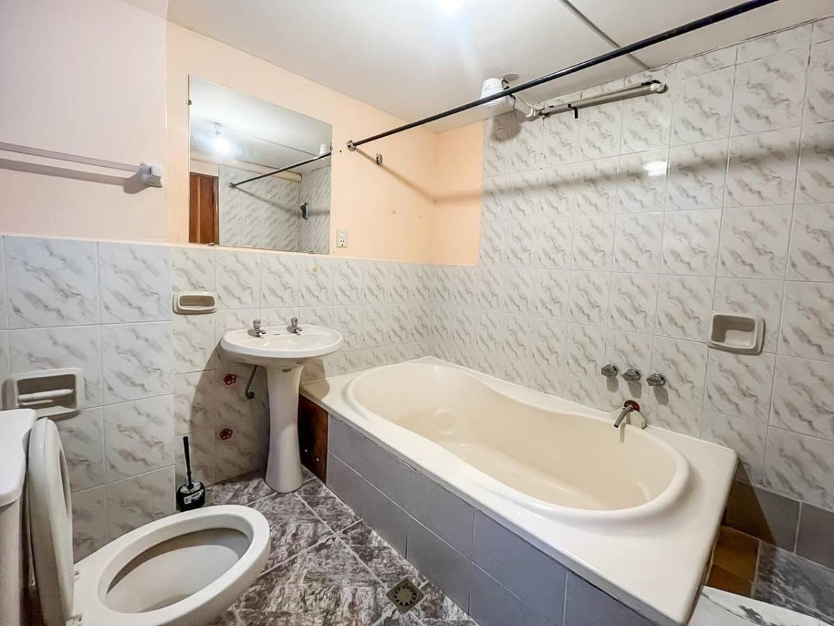 Departamento en Seguencoma en La Paz 3 dormitorios 2 baños 1 parqueos Foto 12