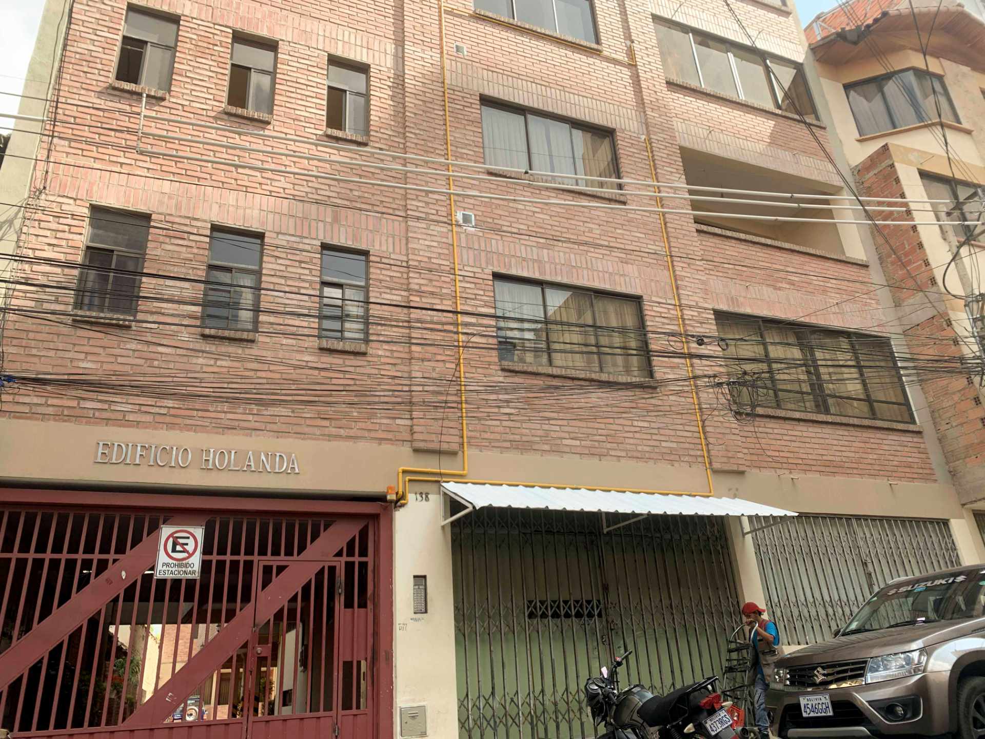Departamento en Alquiler Calle Ecuador entre Ayacucho y Junín, en el Edificio Holanda. Foto 2