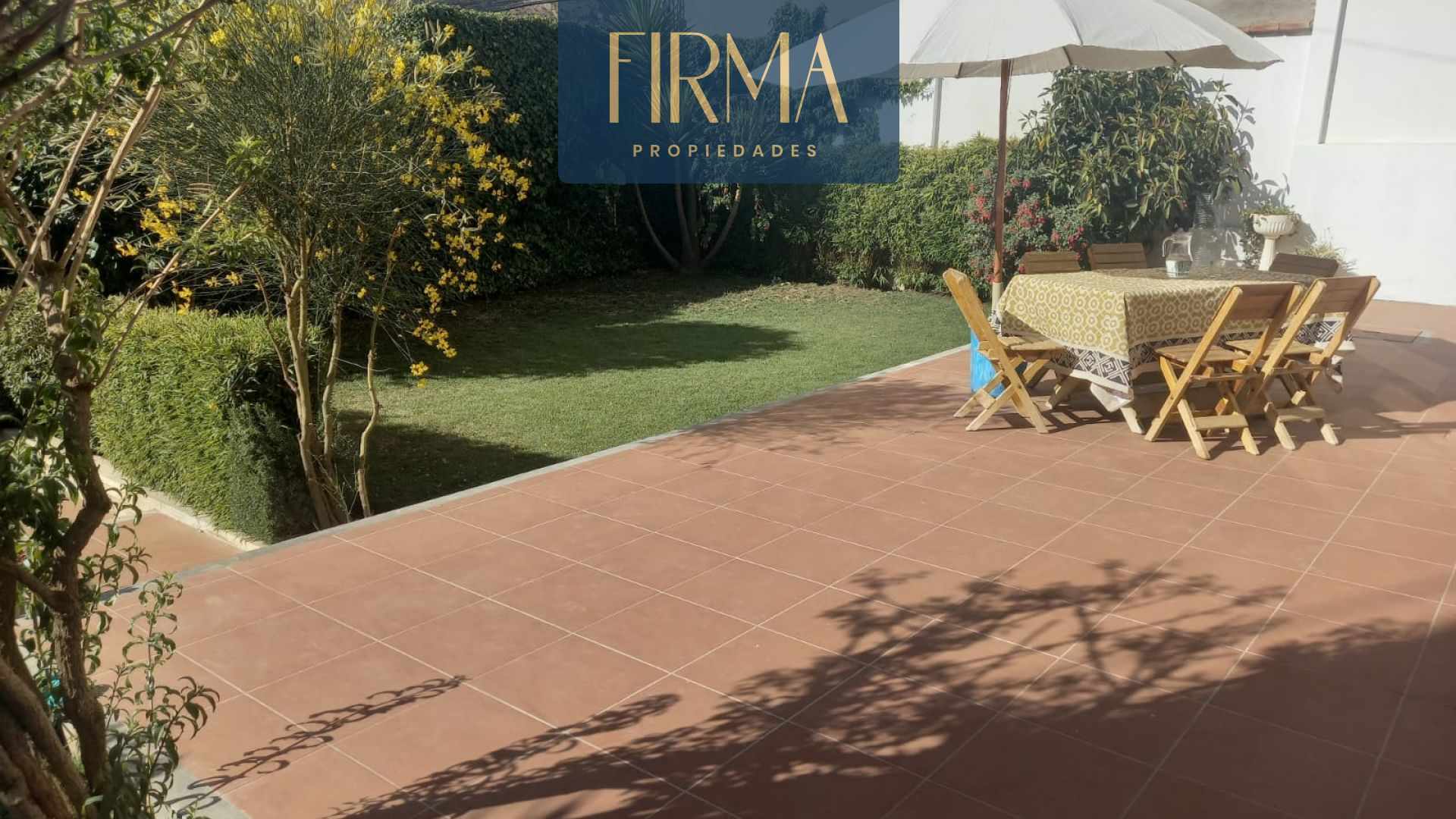 Casa en VentaCASA EN VENTA IRPAVI 4 dormitorios 4 baños 2 parqueos Foto 25