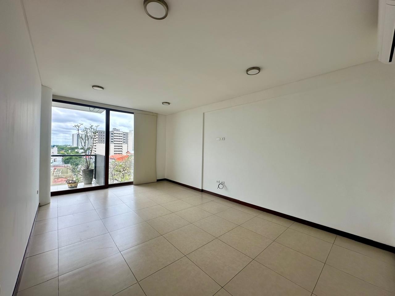 Departamento EDIFICIO TORRES DE LA SIERRA Foto 3