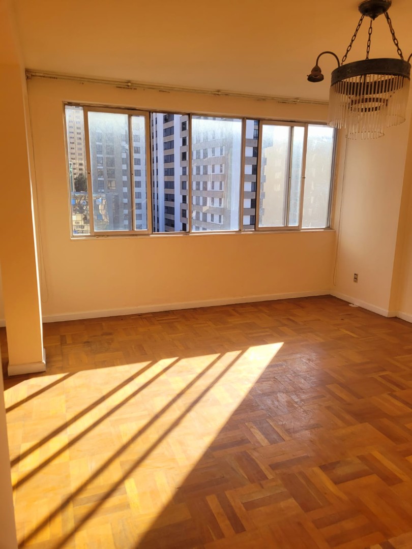 Departamento en San Jorge en La Paz 3 dormitorios 3 baños 1 parqueos Foto 1