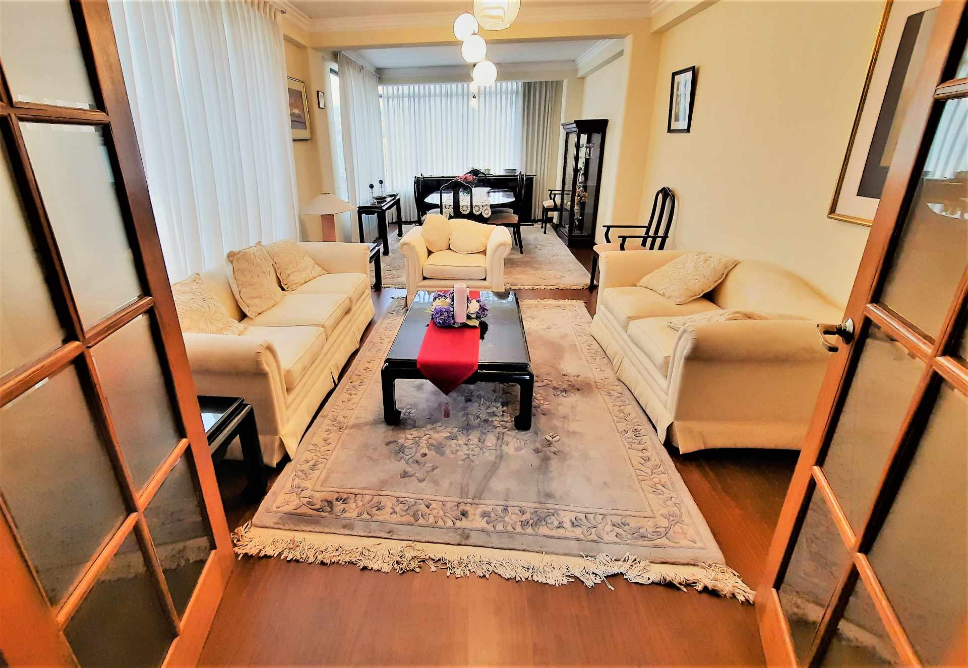 Departamento en AlquilerCalle 24 de Calacoto con Av. Ballivián 4 dormitorios 4 baños  Foto 19