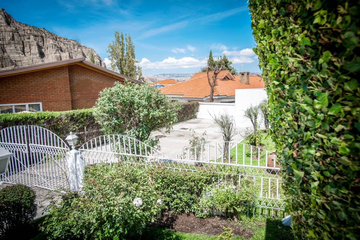 Casa en VentaACHUMANI, URB. ALEMANA 4 dormitorios 6 baños 4 parqueos Foto 29