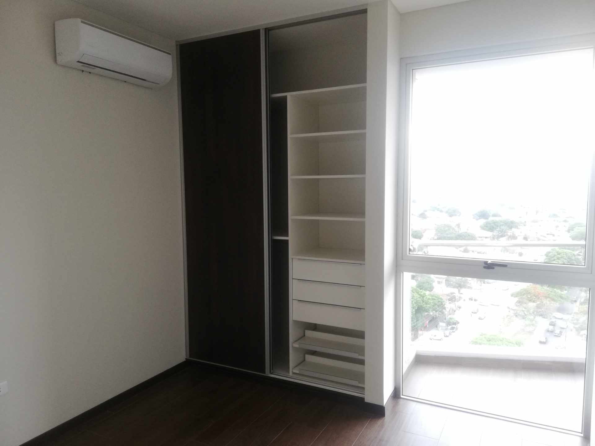 En Alquiler a $us 500 Foto 12