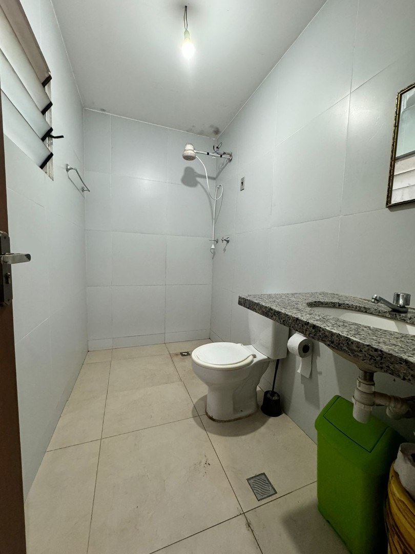 Casa en Entre 6to y 7mo anillo Sur en Santa Cruz de la Sierra 3 dormitorios 2 baños 2 parqueos Foto 4