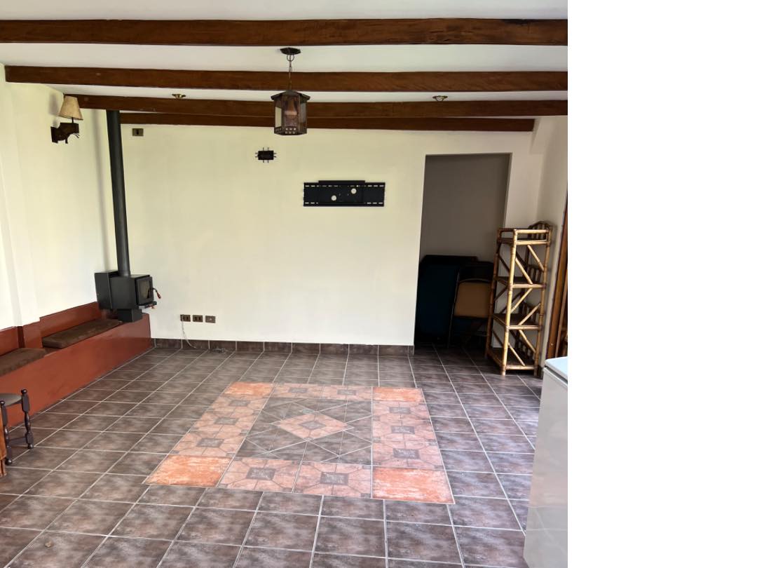 Casa en Achumani en La Paz 5 dormitorios 5 baños 2 parqueos Foto 26