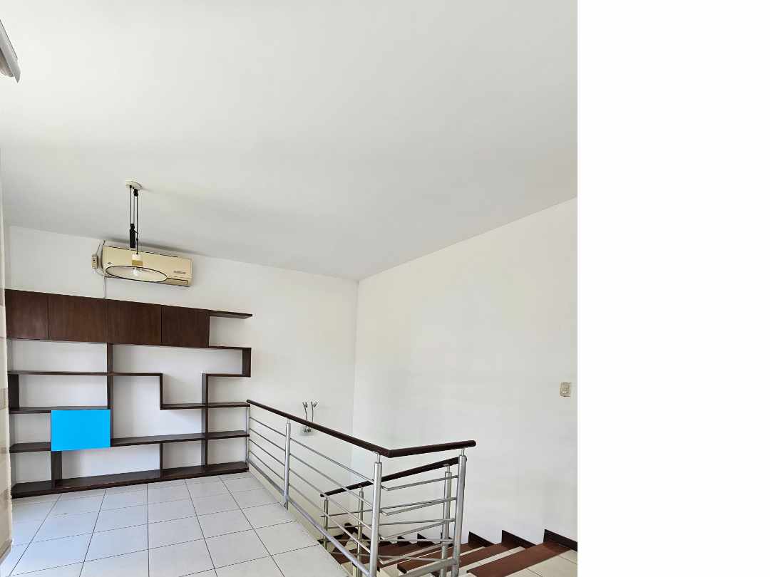 Casa en Entre 5to y 6to anillo Norte en Santa Cruz de la Sierra 3 dormitorios 3 baños 2 parqueos Foto 37