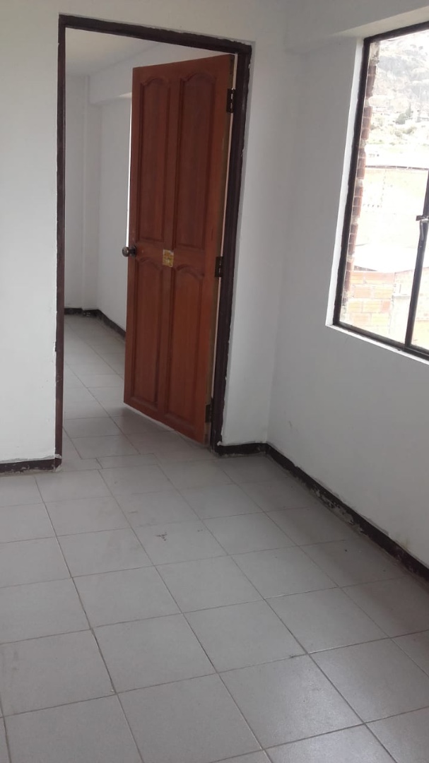 Departamento Urbanización pedregal parada minibús 826 Foto 1