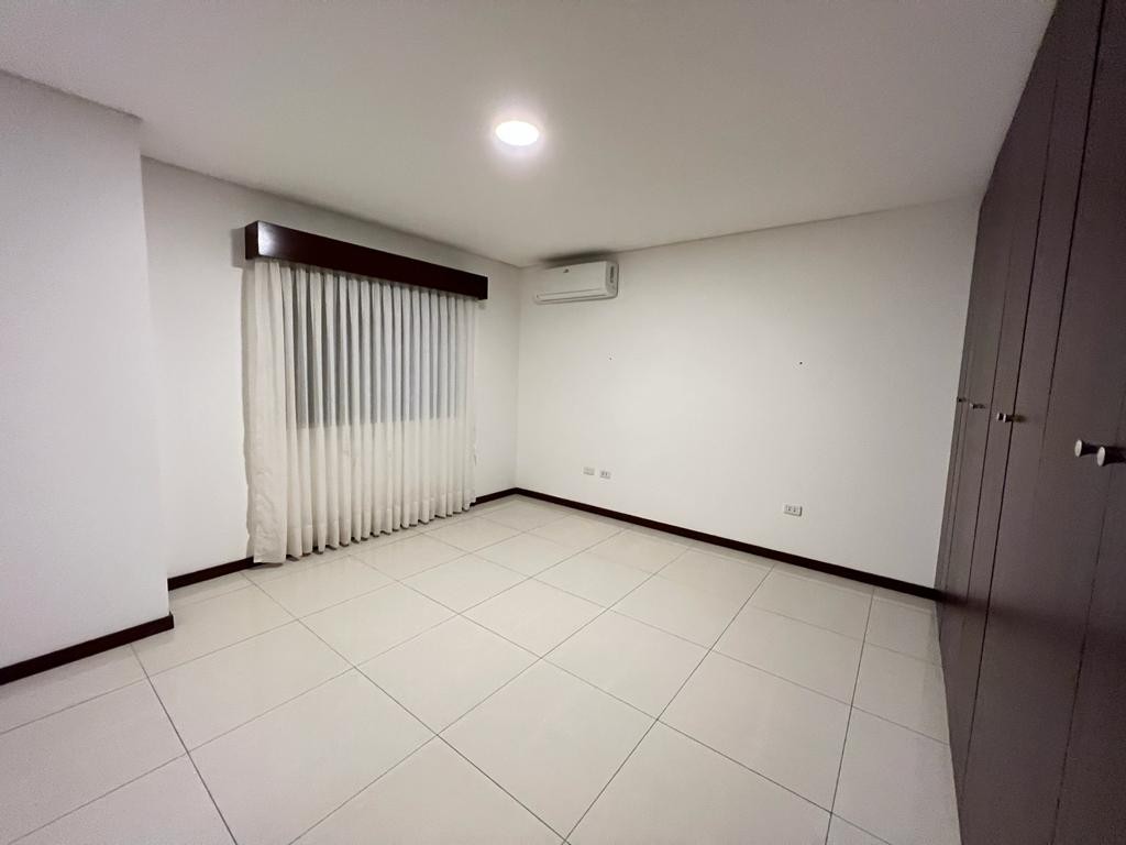 Casa en AlquilerCONDOMINIO COSTA LOS BATOS DEL URUBO Foto 14