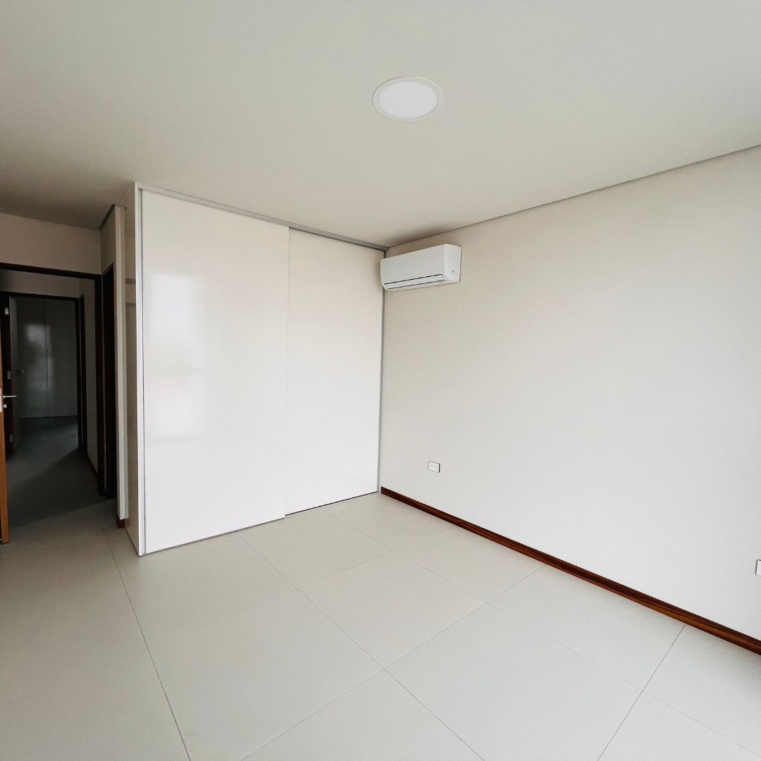 Departamento en AlquilerEDIFICIO VERTICAL 60  Foto 16