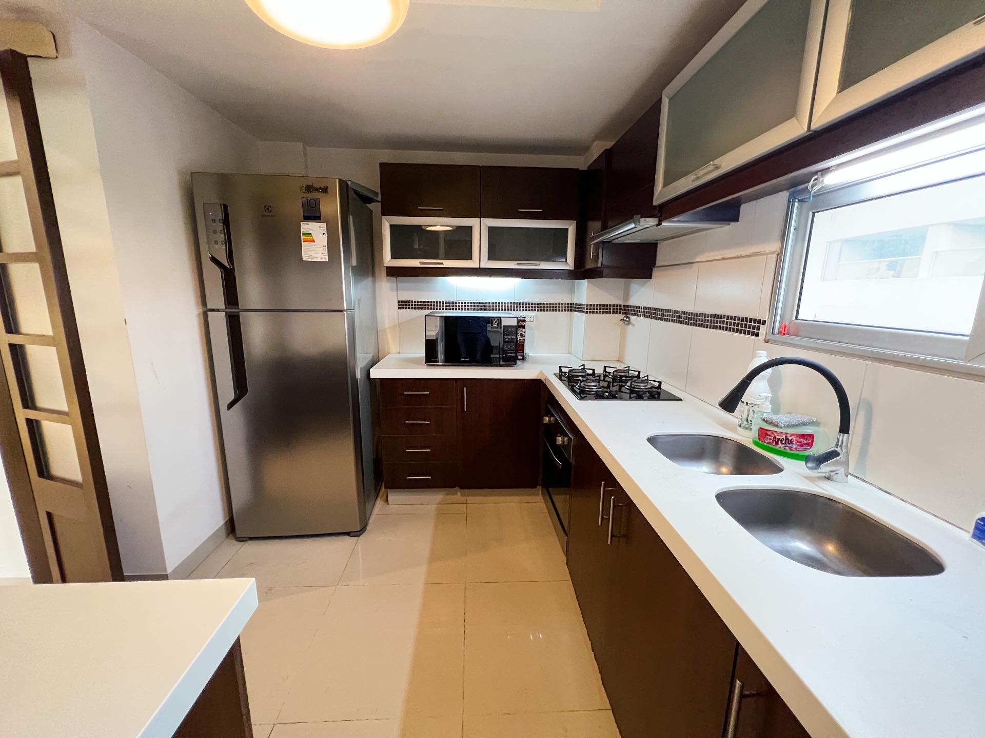 Departamento en Centro en Santa Cruz de la Sierra 2 dormitorios 3 baños 1 parqueos Foto 12