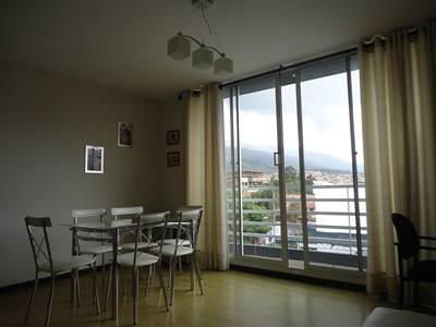 Departamento en VentaEntre Av. Santa Cruz y Gualberto Villaroel. Esquina Oscar Alfaro y Elena Rendon s/n  Foto 9