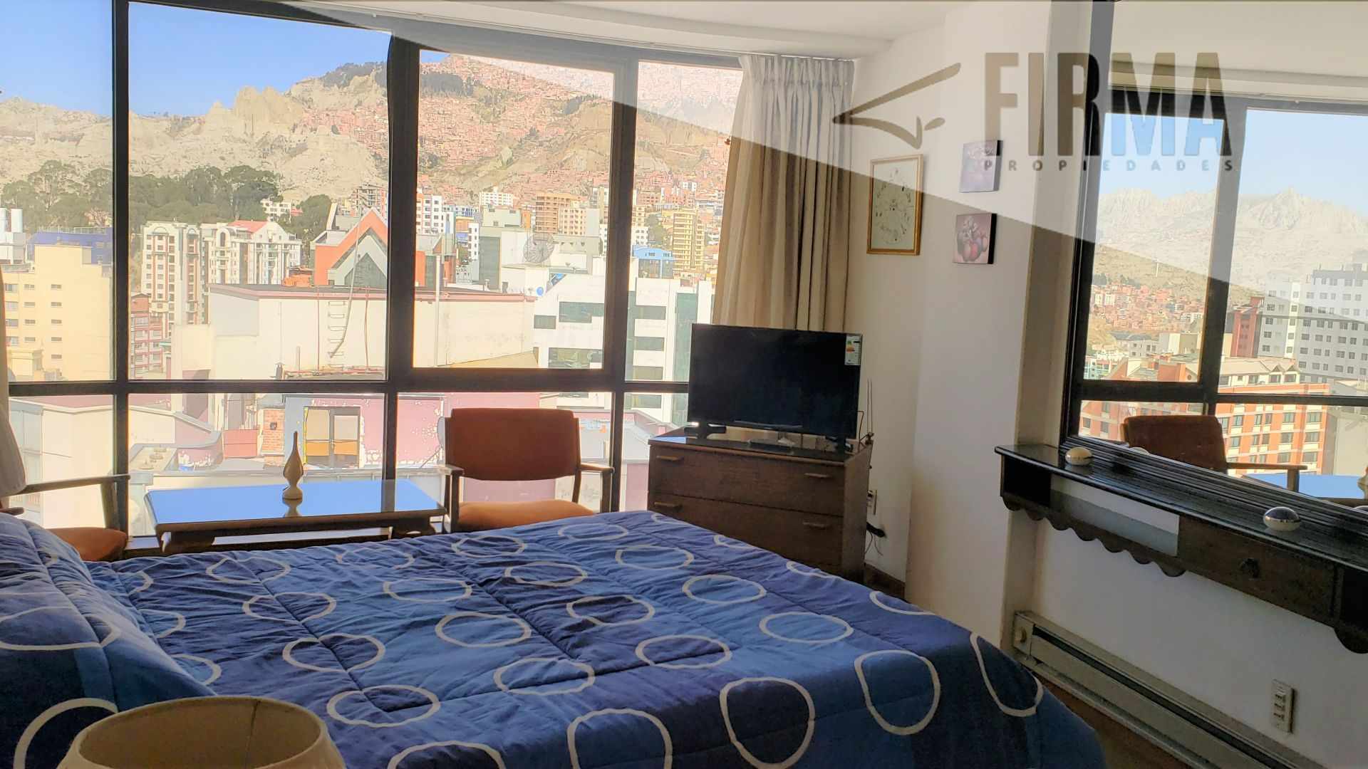 Departamento en San Jorge en La Paz 2 dormitorios 2 baños  Foto 7