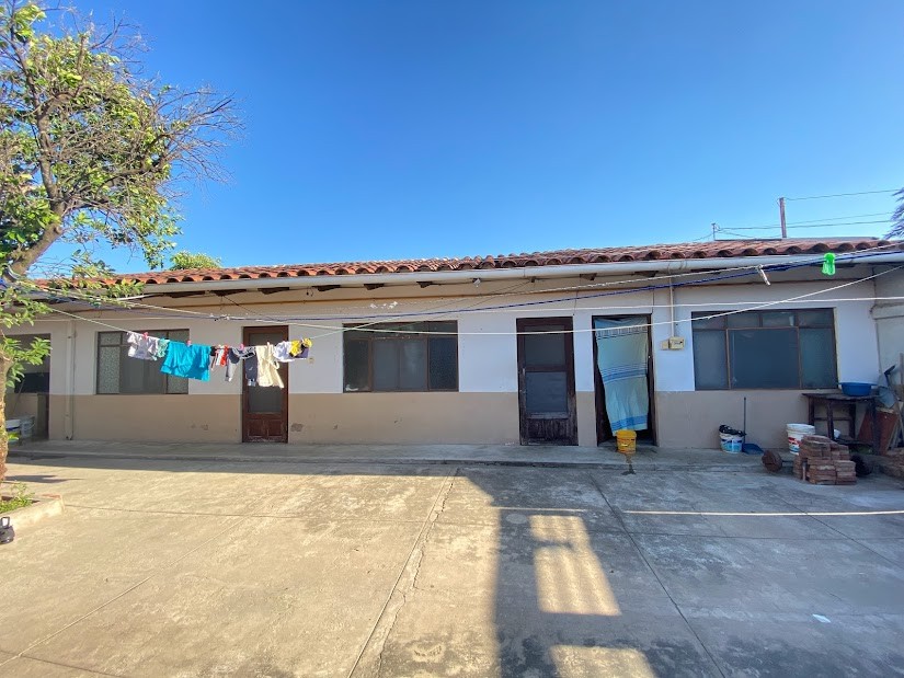 Casa en VentaCASA EN VENTA ZONA LA CUCHILLA 4TO ANILLO 11 dormitorios 3 baños 3 parqueos Foto 3